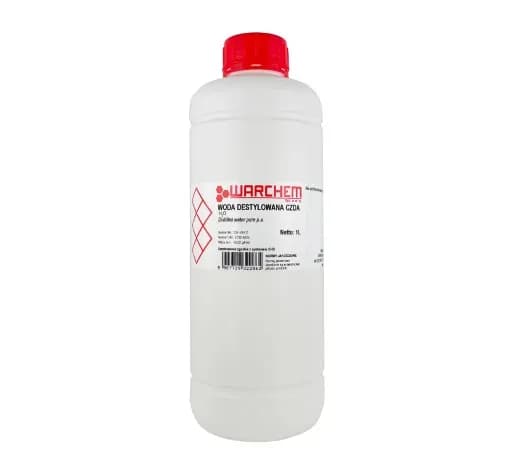 Czy woda destylowana przewodzi prąd? Zaskakujące fakty o jej właściwościach